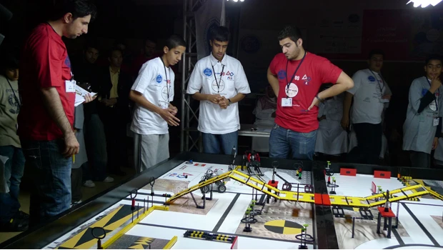 Teens show scientific prowess at robotics finals