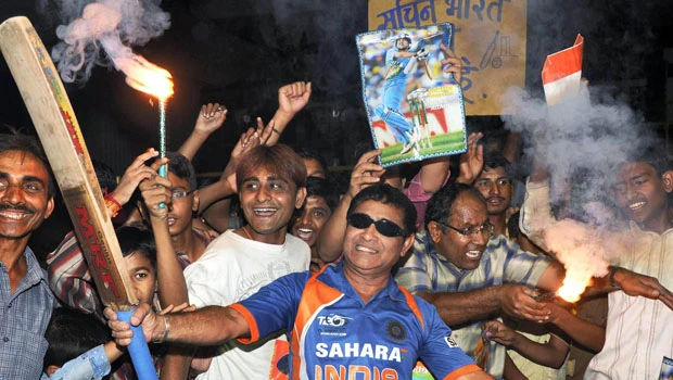 Accolades pour in for record-breaking Tendulkar