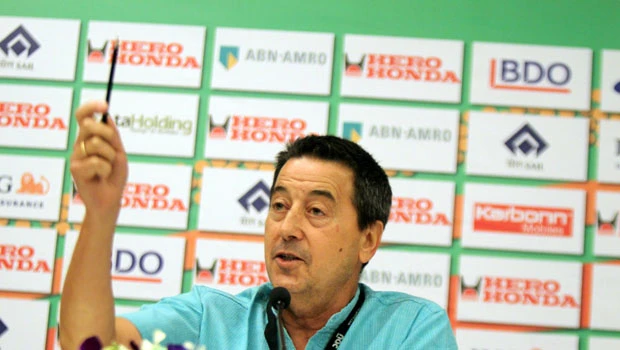 Check emotions, stay calm against Pakistan, says Indian coach Brasa