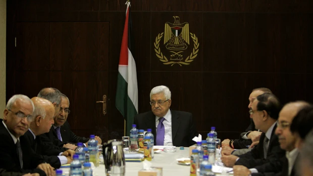 PLO gives approval for indirect talks with Israel