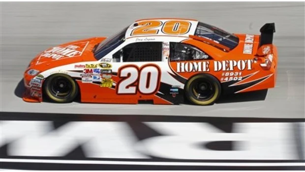 Logano wins 1st pole of career at Bristol