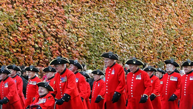 Britain's old soldiers need help with fading home
