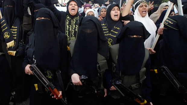 Palestinians postpone commemoration of militant