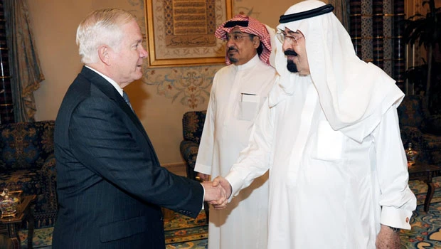 Gates holds talks with King Abdullah, Crown Prince Sultan