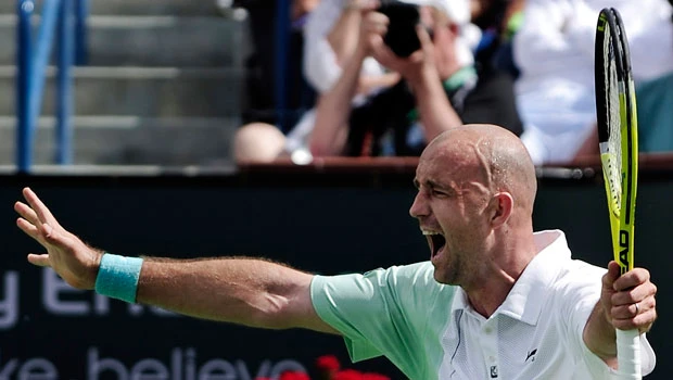 Ljubicic stuns Nadal, Roddick beats Soderling