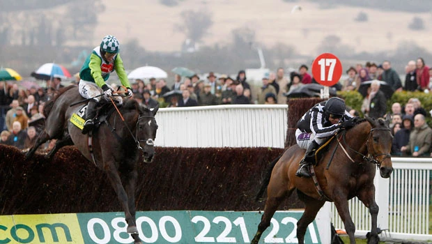 Imperial Commander wins Gold Cup