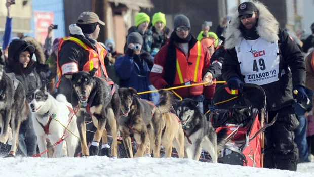 Mackey wins 4th consecutive Iditarod