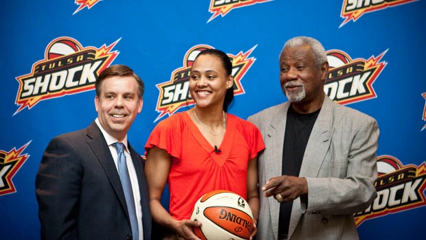 Marion Jones signs with WNBA's Shock