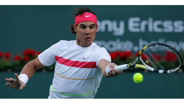 Nadal cruises, Djokovic toils at Indian Wells