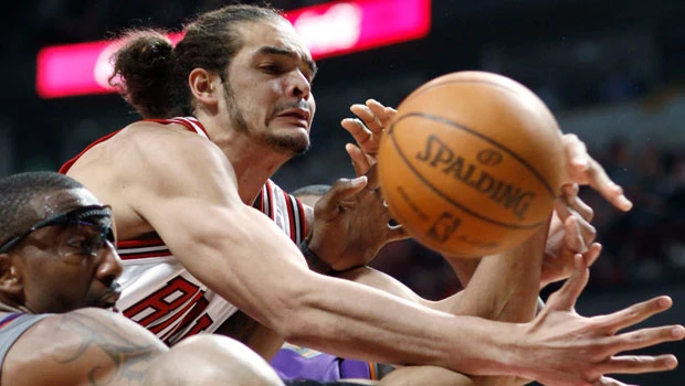 Suns down Bulls, nail playoff berth
