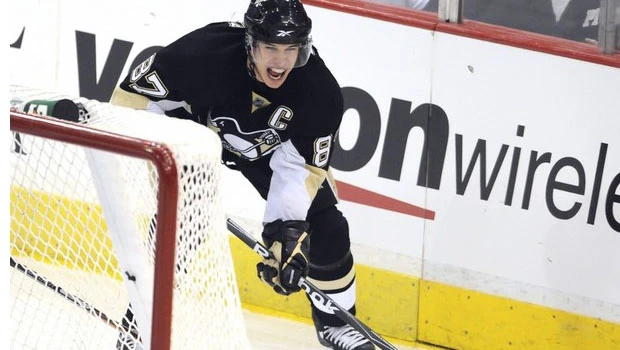 Crosby's 3 assists lead Pens past Flyers 4-1