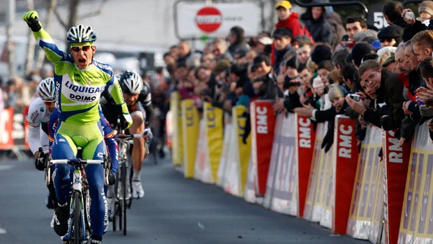 Sagan powers to third stage victory