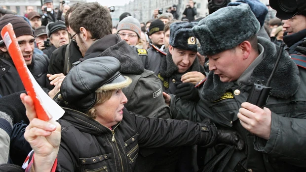 Thousands rally against Prime Minister Vladimir Putin