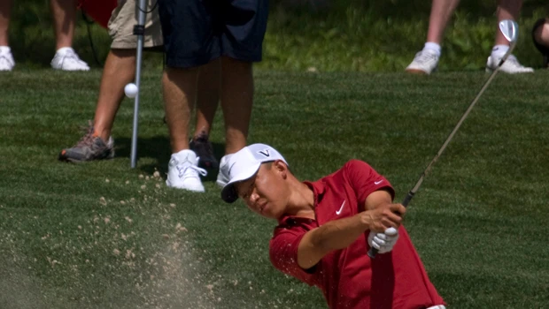 Kim shakes off woeful start to share lead at Houston Open