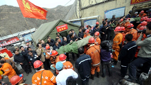 Over 100 pulled alive in China mine "miracle"