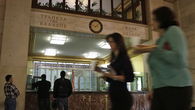World stocks drop as Greek debt crisis intensifies