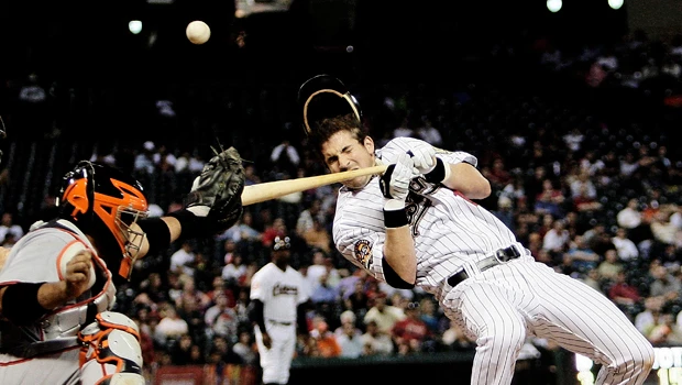 Giants extend strong start, beat Astros