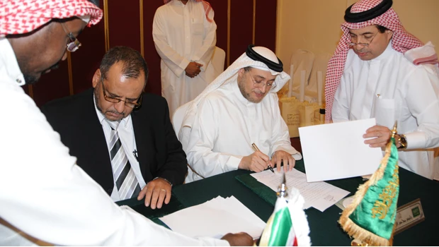 Haj minister congratulates Tawafa body for its services