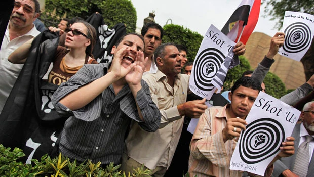 Egyptians protest detention law, hard-line comments