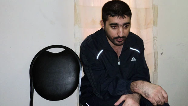 Militant turncoat leads Iraqis to Al-Qaeda chiefs