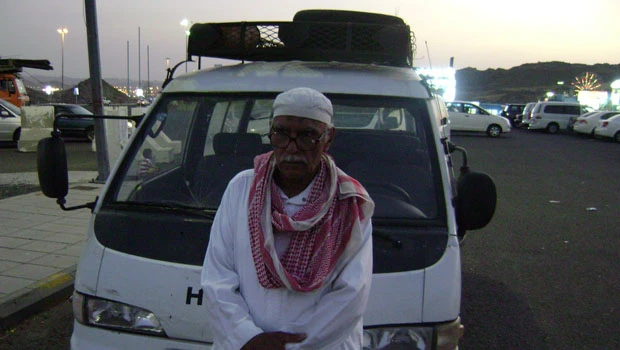 Many elderly people turn to begging