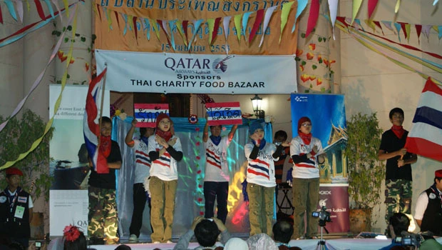 Thai community holds bazaar to raise funds for charity