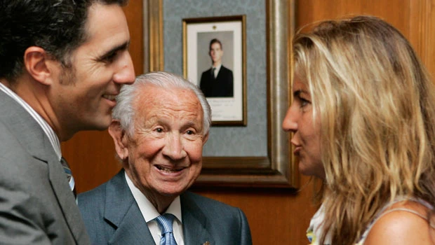 Former IOC president Samaranch dies at 89