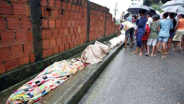 Rio's worst rains in history kill at least 95