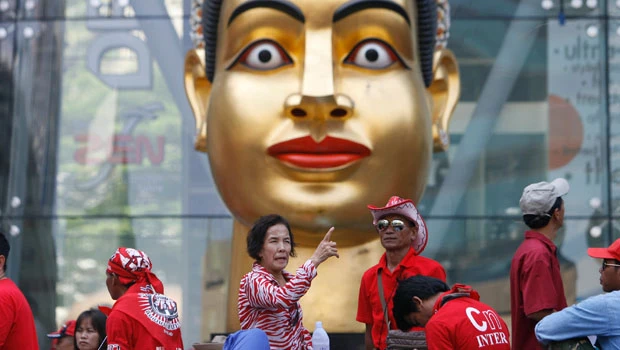 Thai protesters reject talks after deadly clashes
