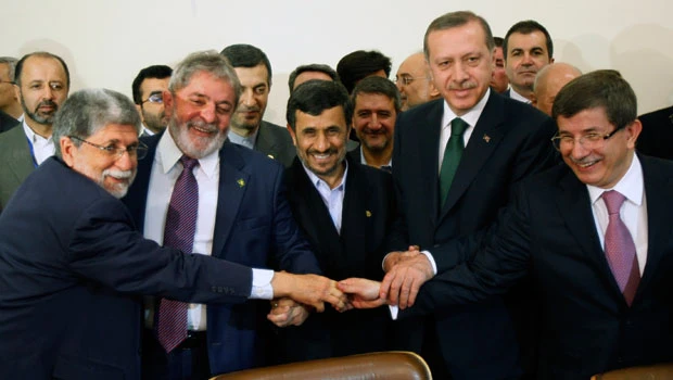 Iran to ship uranium to Turkey in nuclear deal