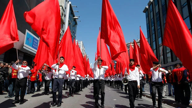 Unionists commemorate deadly May Day in Istanbul
