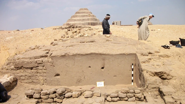 Ancient mayor's 'lost tomb' found south of Cairo