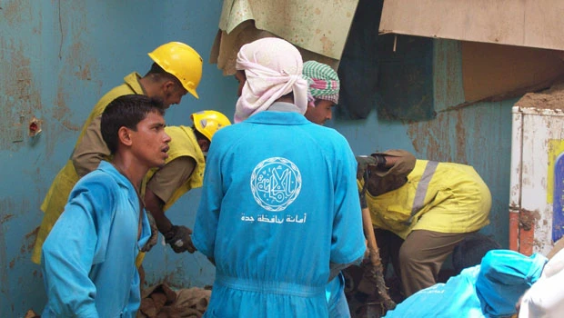 Four-story building collapses in Jeddah; 2 women killed
