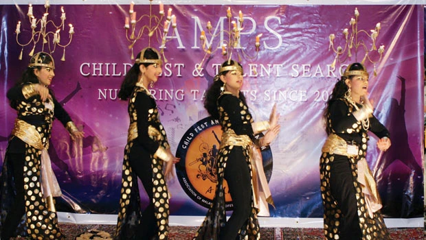 Indian schoolchildren rock at EP fest