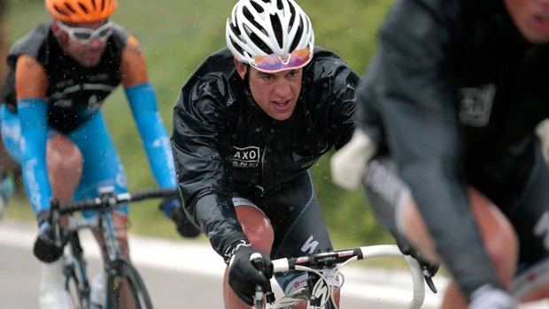 Porte takes charge in wet and wild Giro