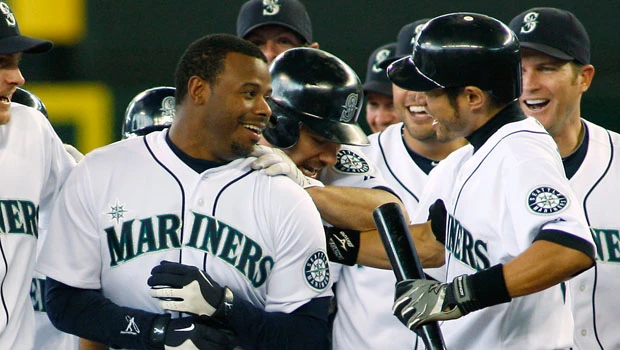 Griffey’s the man as Mariners rally past Toronto