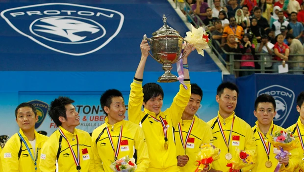 China thrashes Indonesia to retain Thomas Cup