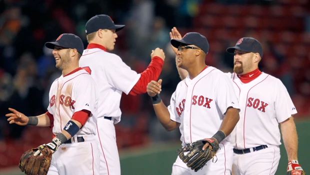 Morrow wildness helps Red Sox beat Blue Jays