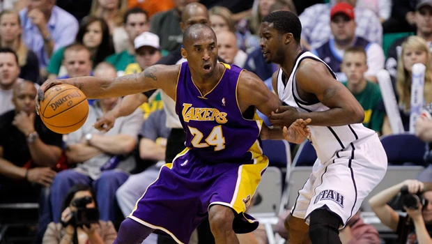Lakers complete sweep over Jazz