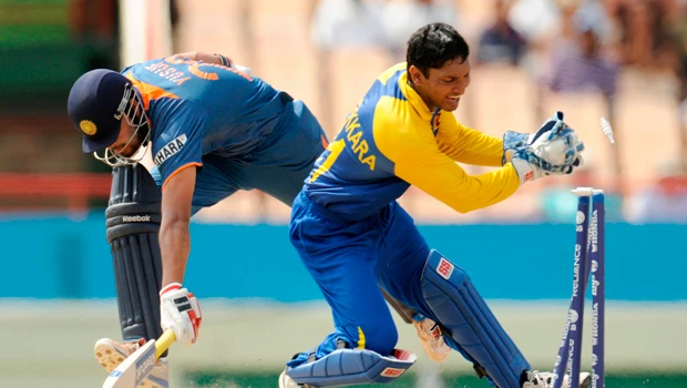 Sri Lanka beats India in Super Eights