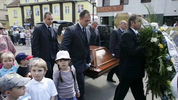Astronomer Copernicus reburied as hero