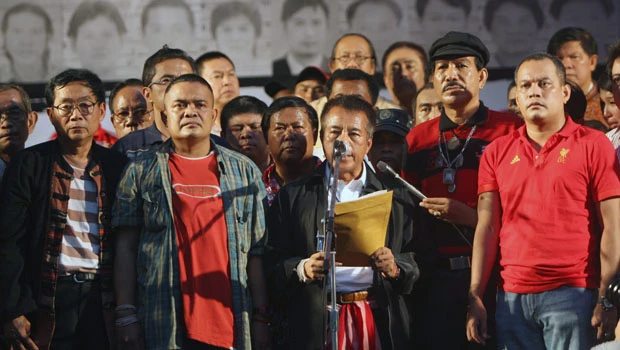 Thai protesters welcome PM's compromise offer, want details