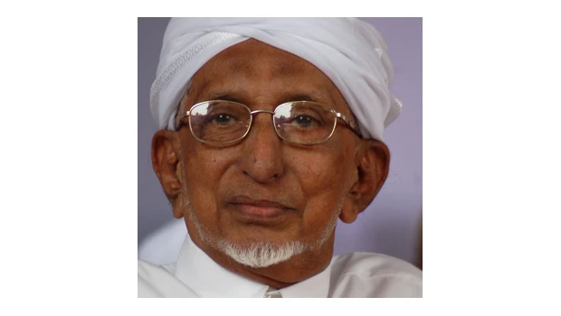 Noted Kerala Islamic scholar Thangal dies