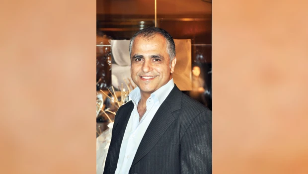 Passion for classic excellence in handmade suits