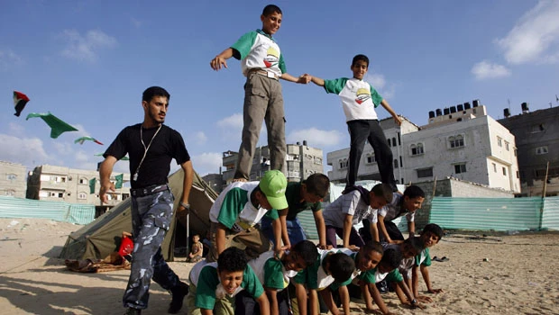 Israel’s Barak to confer with Palestine PM