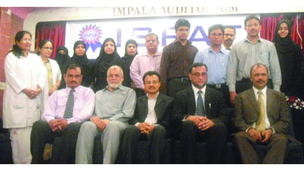 ISPAF honors parents of IISJ toppers