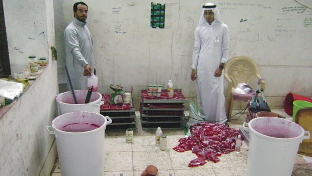 7 Bangladeshi 'illegals' held in Makkah