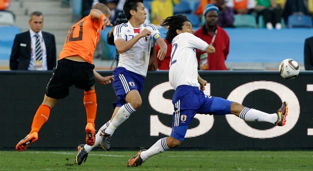 Netherlands beats Japan 1-0 for 2nd straight win