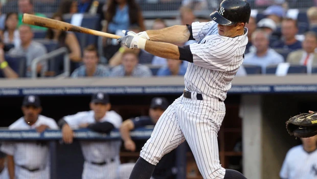 Yankees pound Halladay, Phillies
