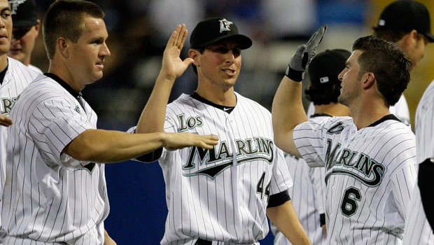 Ramirez slam, Uggla RBI power Marlins past Mets
